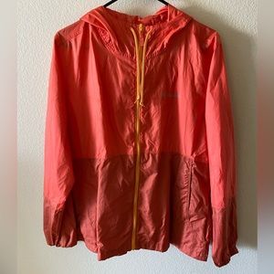 Columbia windbreaker